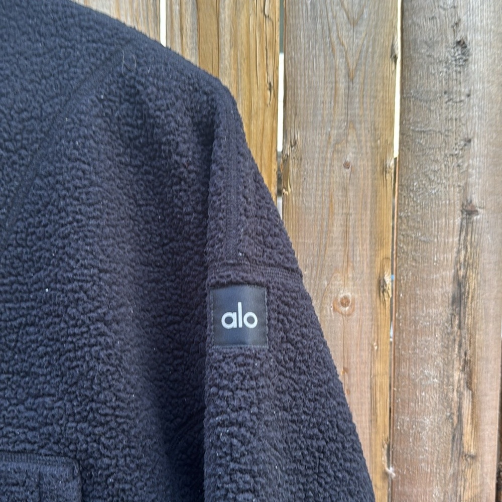 ALO Yoga Black Teddy Jacket - Picture 2 of 6